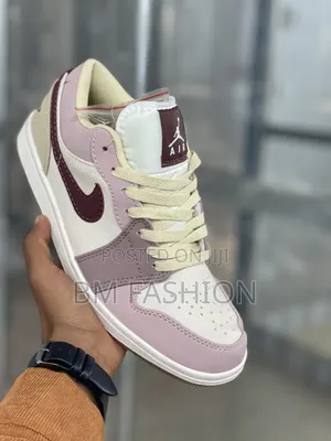 Air Jordan 1 Low: Soft Pink