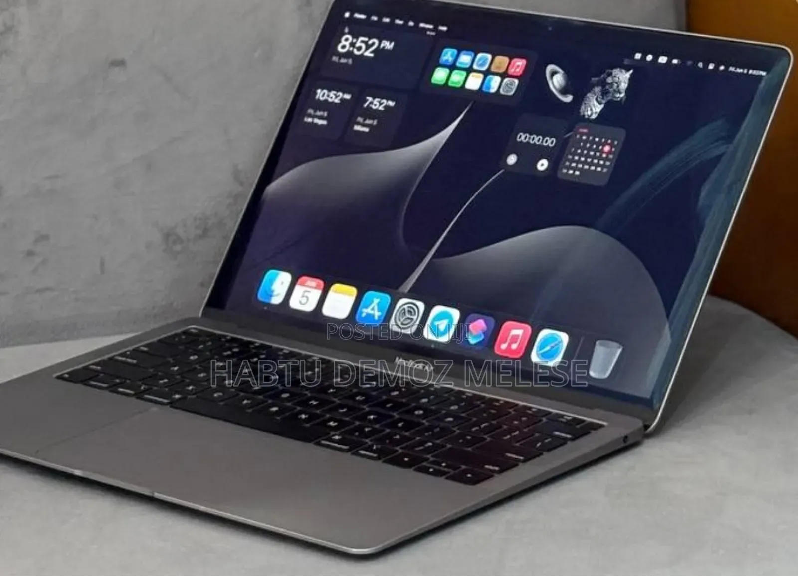 New Laptop Apple MacBook Air 2019 8GB Intel Core i5 SSD 128GB