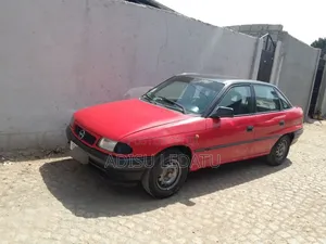 Opel Astra 1996 Red