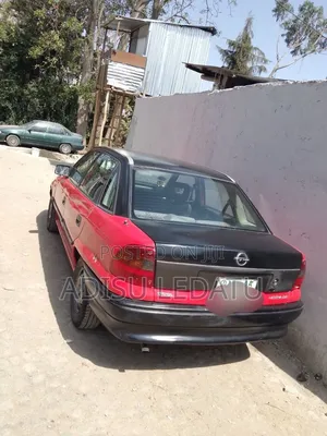 Opel Astra 1996 Red