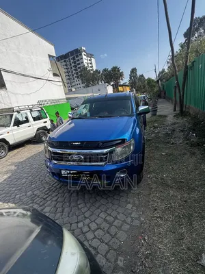 Ford Ranger Wildtrak 2013 Blue