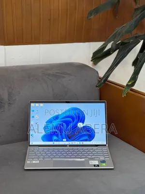 New Laptop HP Envy 13 16GB Intel Core i7 SSD 512GB