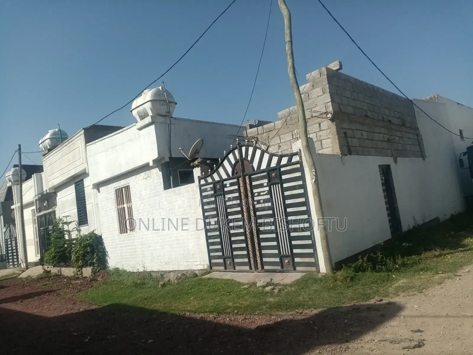 Furnished 7bdrm House in Dukem, East Shewa for sale