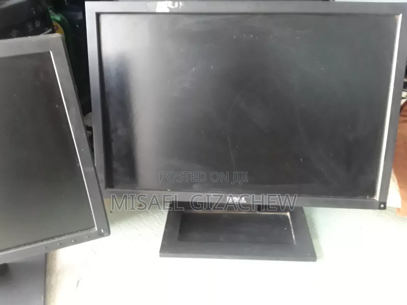 Monitor /19 Inch Wide Desktop Monitor