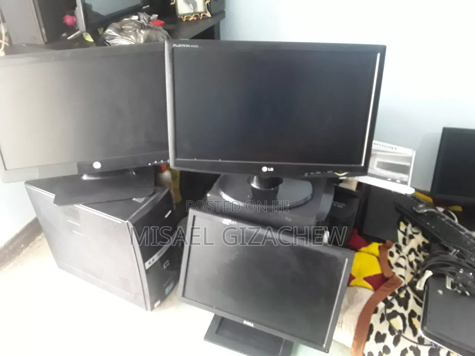 Monitor /19 Inch Wide Desktop Monitor