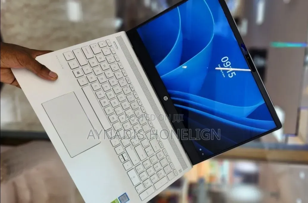 New Laptop HP Pavilion 15 16GB Intel Core i7 SSD 512GB