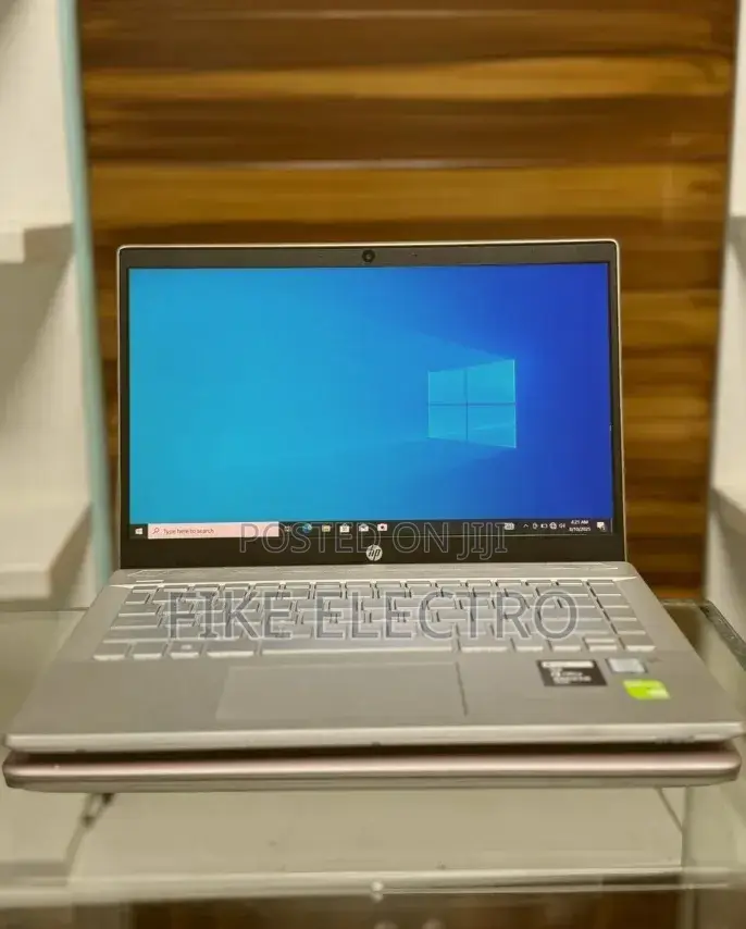 New Laptop HP Pavilion 11 16GB Intel Core i5 SSD 256GB