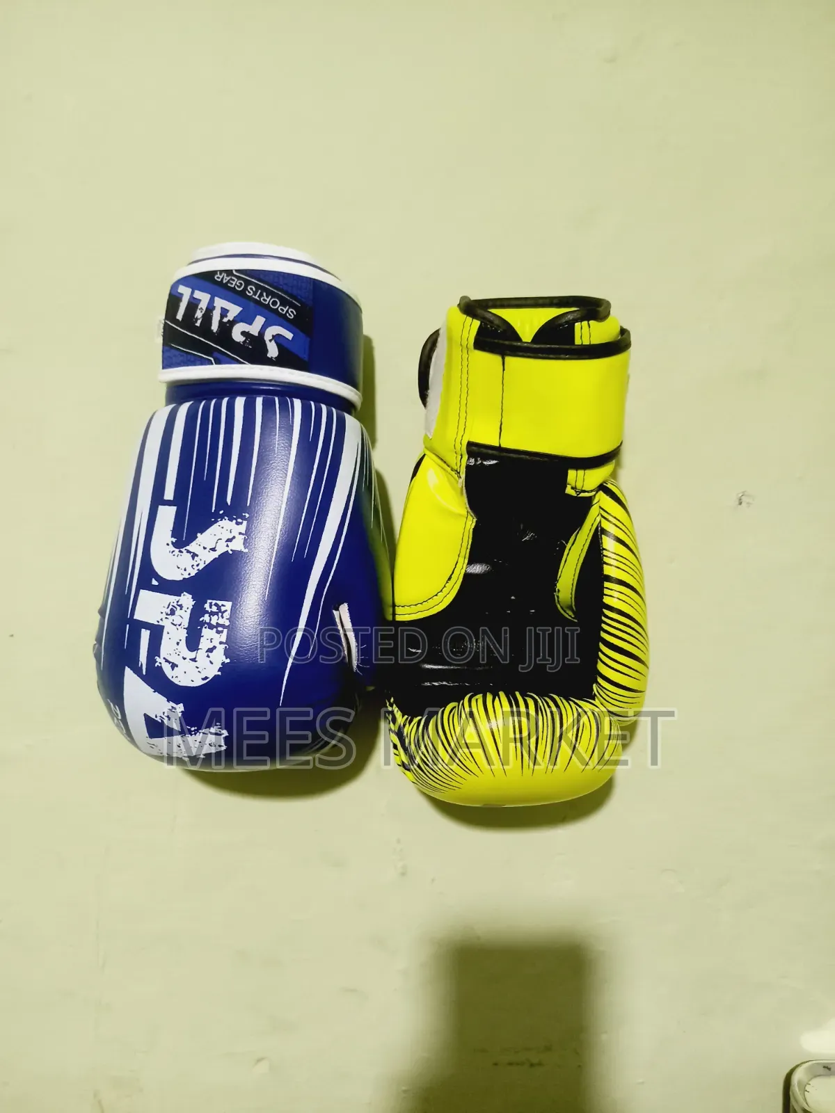 Boxing Glove Spall