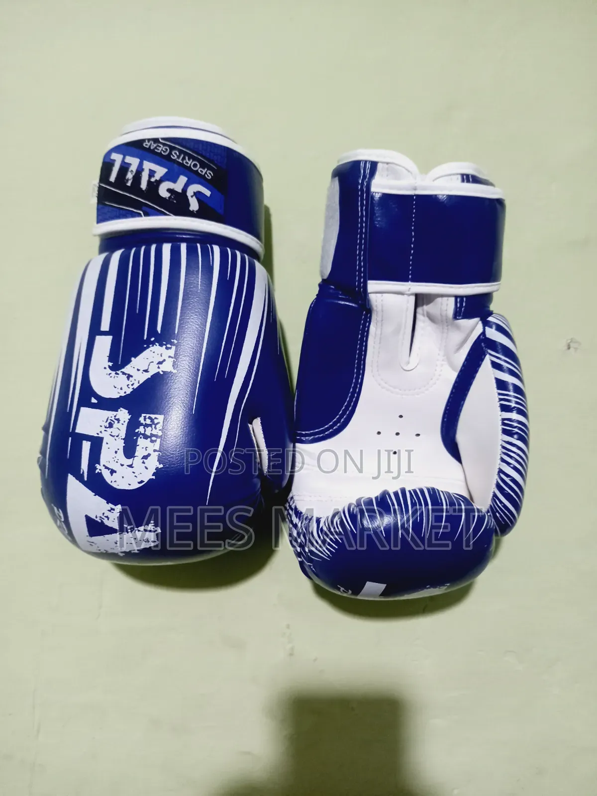 Boxing Glove Spall