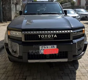 Toyota Land Cruiser Prado 2024 Gray
