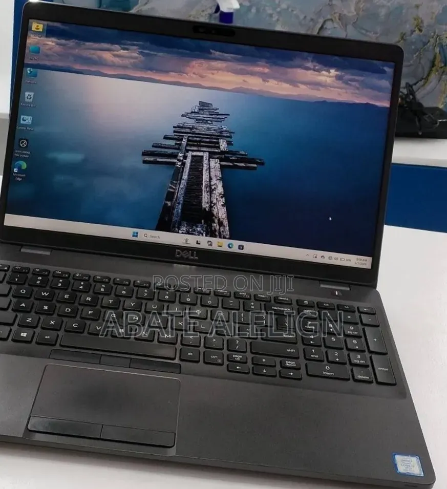 New Laptop Dell Precision 3541 16GB Intel Core i7 SSD 512GB