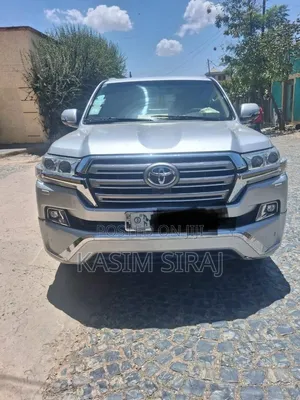 Toyota Land Cruiser 2019 Silver