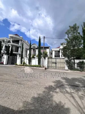 Furnished 7bdrm Townhouse/Terrace in Ayat Adisu Mender, Yeka for sale