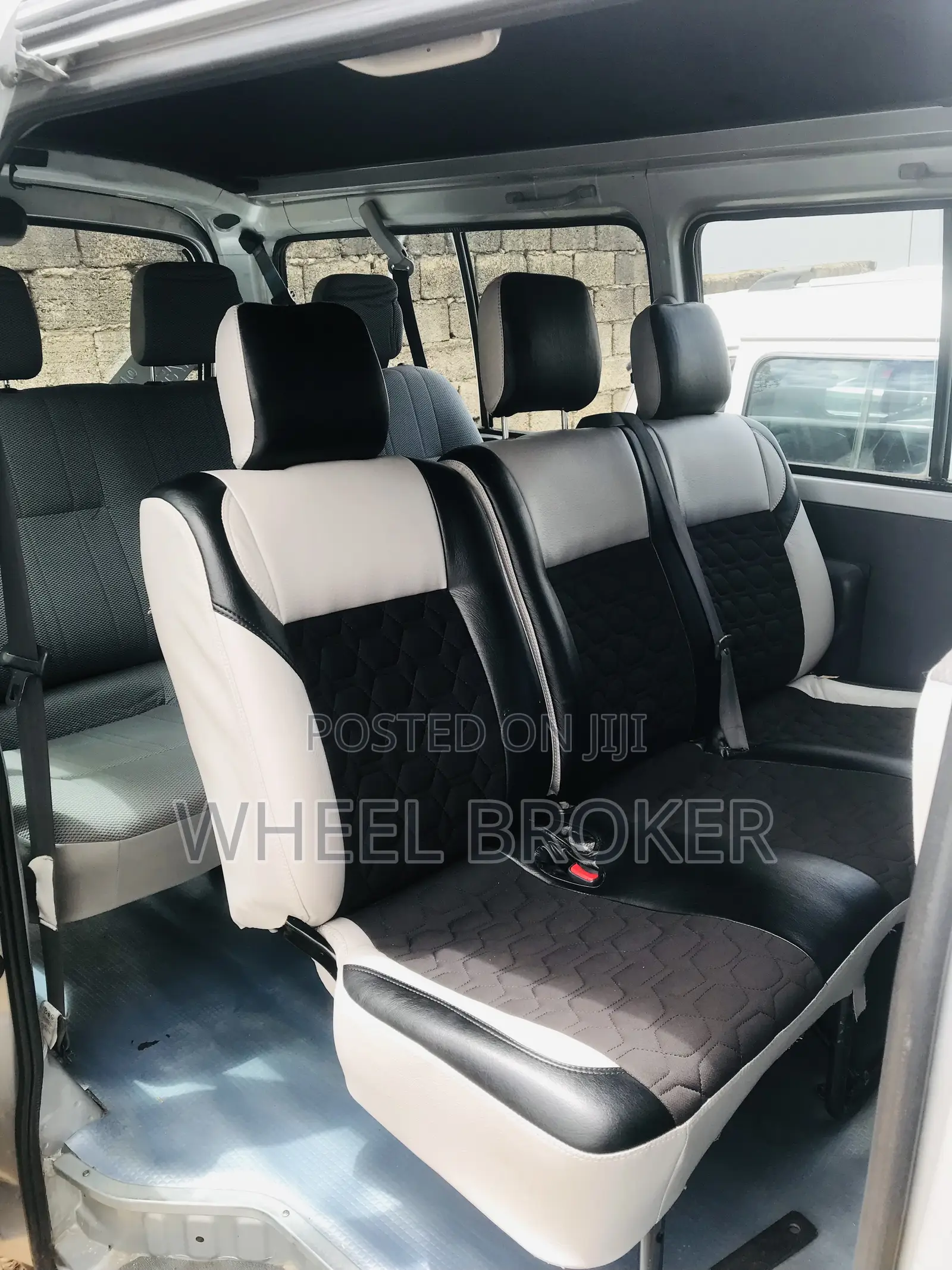 Toyota HiAce 2008 Silver