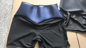 የወገብ እና የሆድ ቅርጽ ማስተካከያ ሾርት