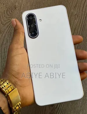 New Samsung Galaxy A17 5G 256 GB White