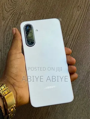 New Samsung Galaxy A17 5G 256 GB White