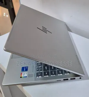 New Laptop HP Envy x360 8GB Intel Core i5 SSD 512GB