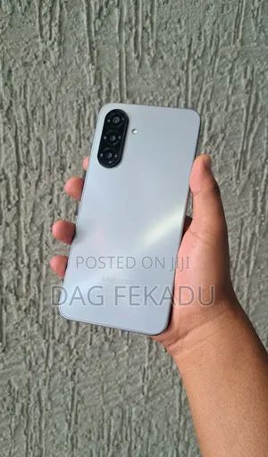 New Samsung Galaxy A17 128 GB Gray