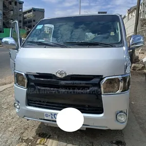 Toyota HiAce 2007 Silver