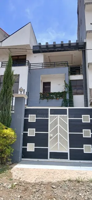 Furnished 8bdrm Townhouse/Terrace in Ayat Area, Yeka for sale