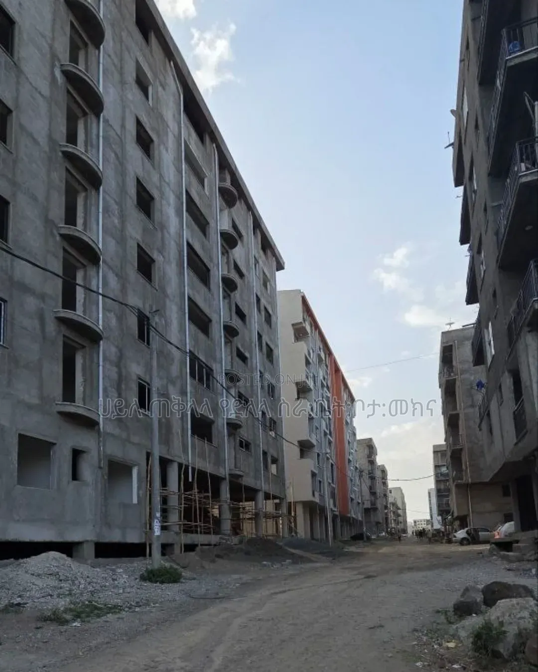 Furnished 3bdrm Apartment in Ayat Area, Yeka for sale