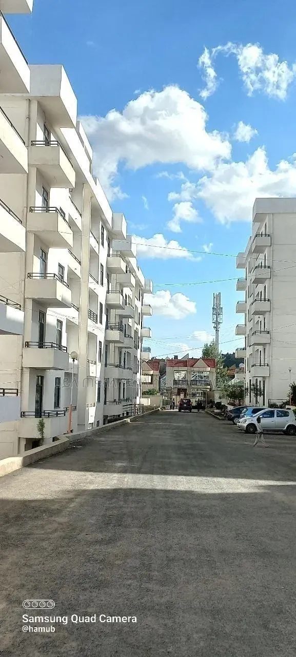 Furnished 2bdrm Apartment in Nohi Real State, Yeka for sale