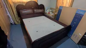 High Quality Bed