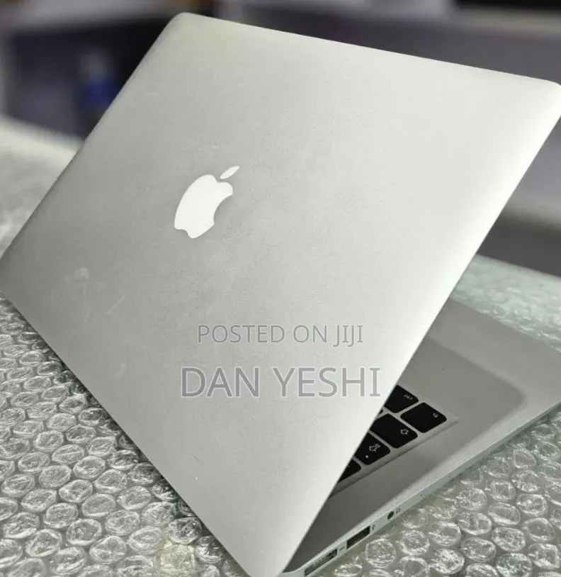 New Laptop Apple MacBook Air 8GB Intel Core i7 SSD 512GB