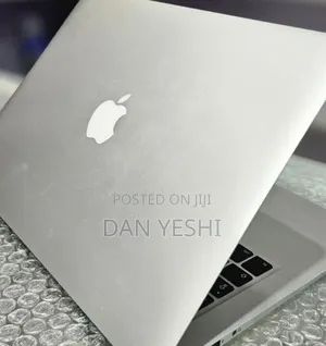 New Laptop Apple MacBook Air 8GB Intel Core i7 SSD 512GB