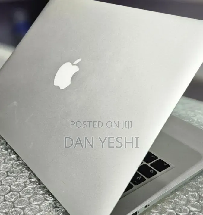 New Laptop Apple MacBook Air 8GB Intel Core i7 SSD 512GB