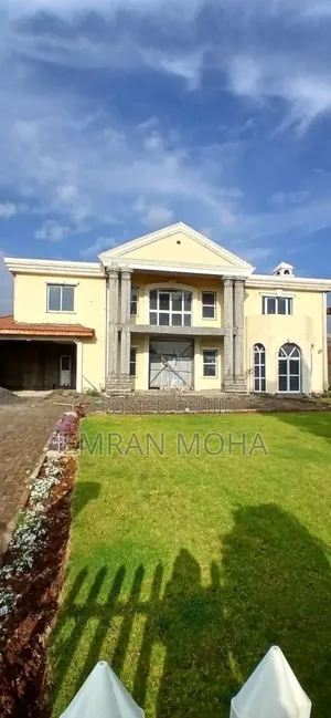 5bdrm House in Ccd Real State, Oromia-Finfinne for sale