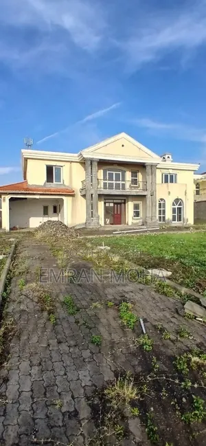 5bdrm House in Ccd, Oromia-Finfinne for sale