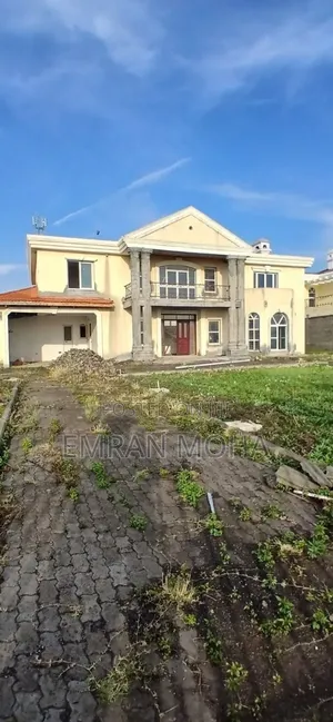 5bdrm House in Ccd, Oromia-Finfinne for sale