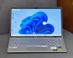 New Laptop HP Envy 13 16GB Intel Core i7 SSD 512GB