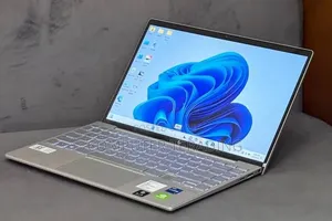 New Laptop HP Envy 13 16GB Intel Core i7 SSD 512GB