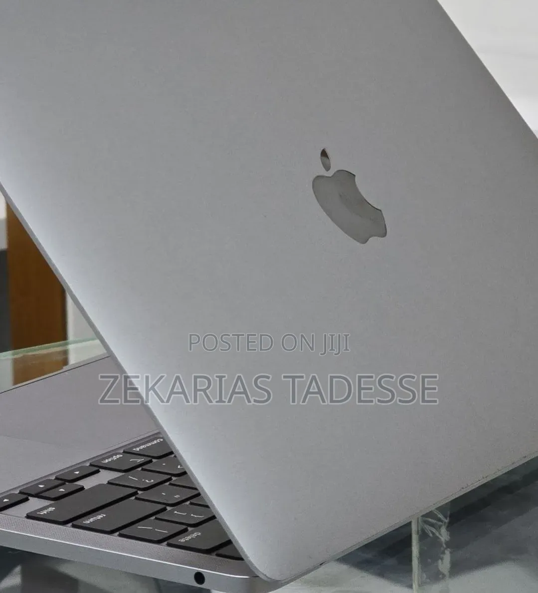 New Laptop Apple MacBook Pro 2021 M1 8GB Apple M1 SSD 512GB