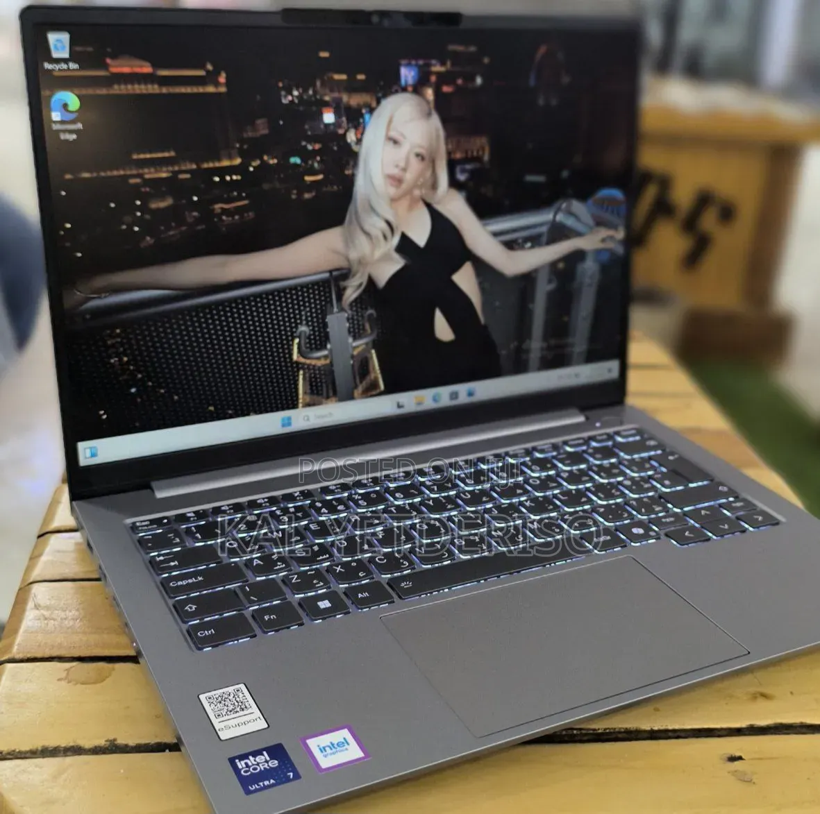 New Laptop Lenovo ThinkPad X1 Carbon 16GB Intel Core Ultra 7 SSD 512GB