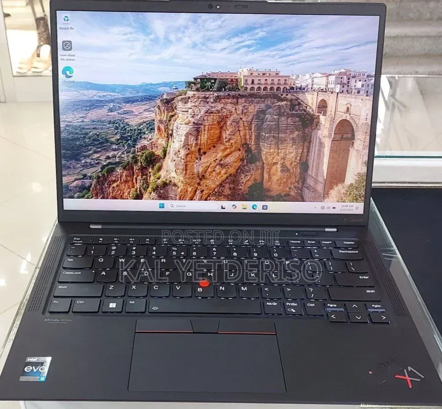 New Laptop Lenovo ThinkPad X1 Carbon 16GB Intel Core i5 SSD 512GB
