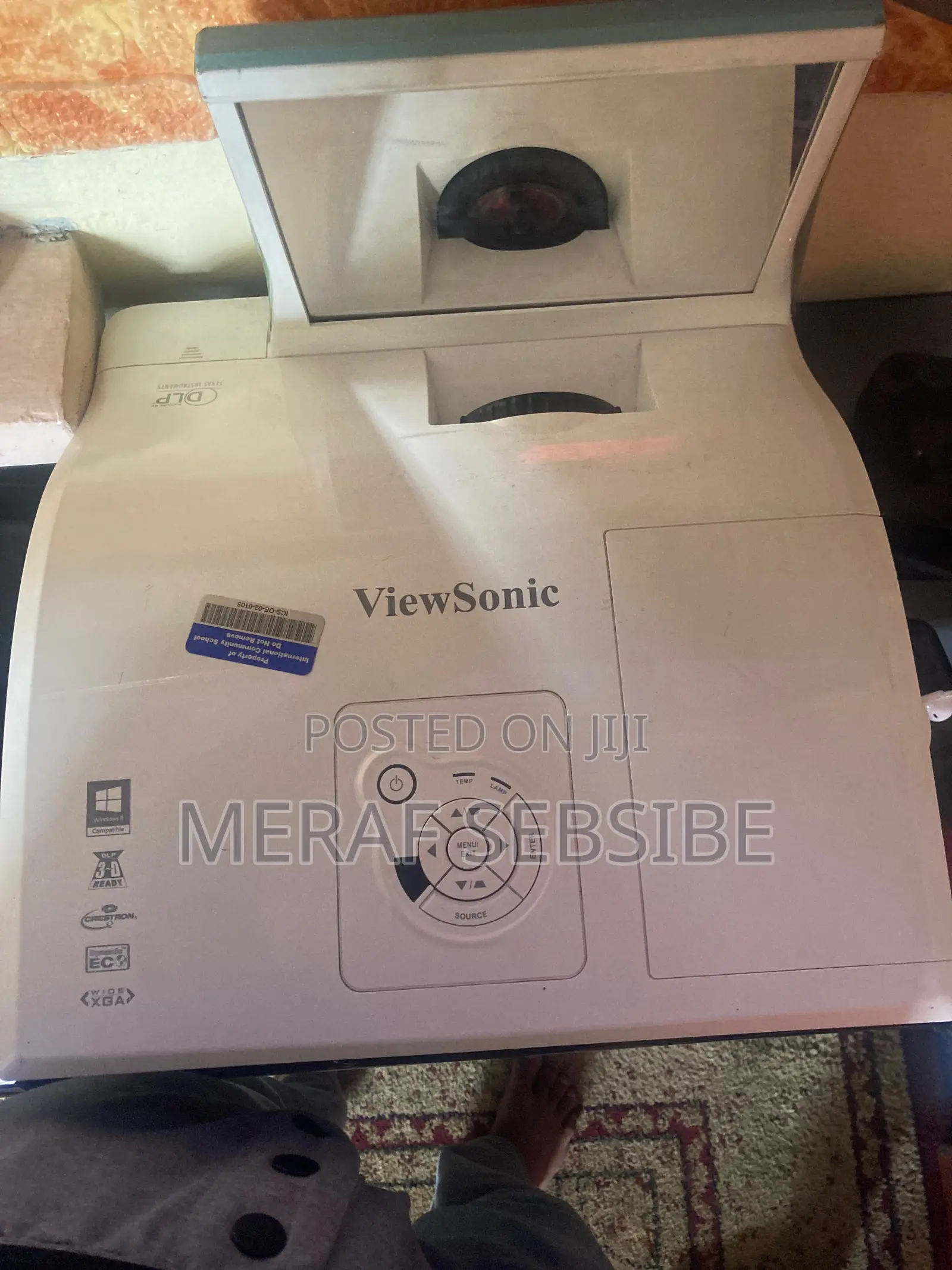 View Sonic Ultra Short Throw DLP Projector