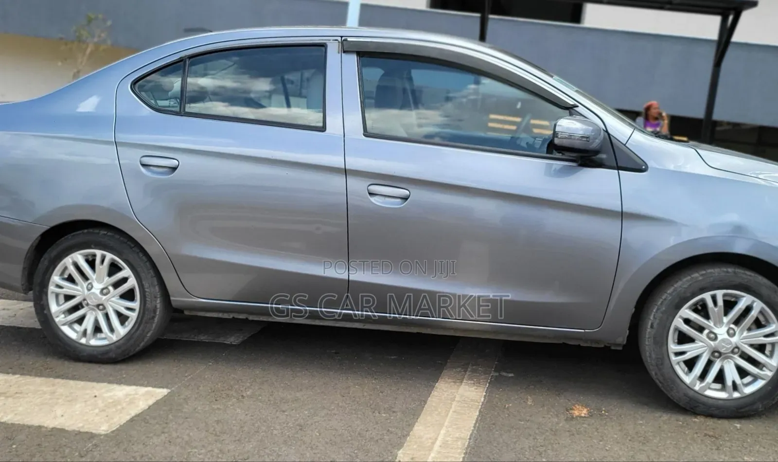 Mitsubishi Attrage 2022 Silver