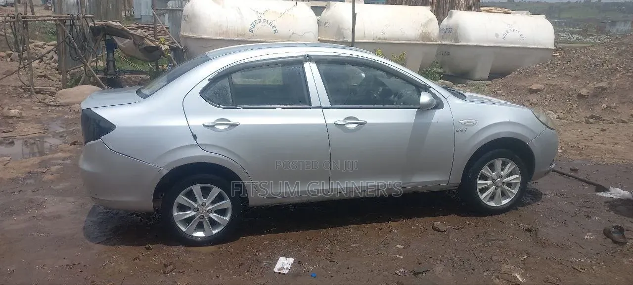 JAC J3 1.3 Sedan FWD 2011 Silver