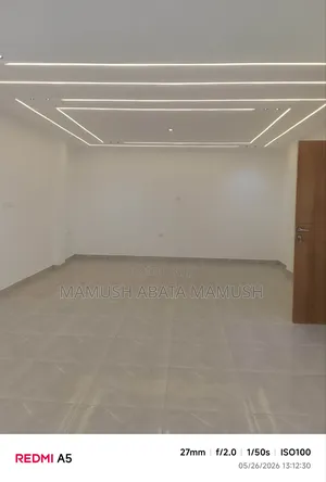 6bdrm Apartment in ሰባሁለት, Bole for sale
