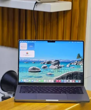 New Laptop Apple MacBook Pro 32GB Apple M1 Pro SSD 512GB