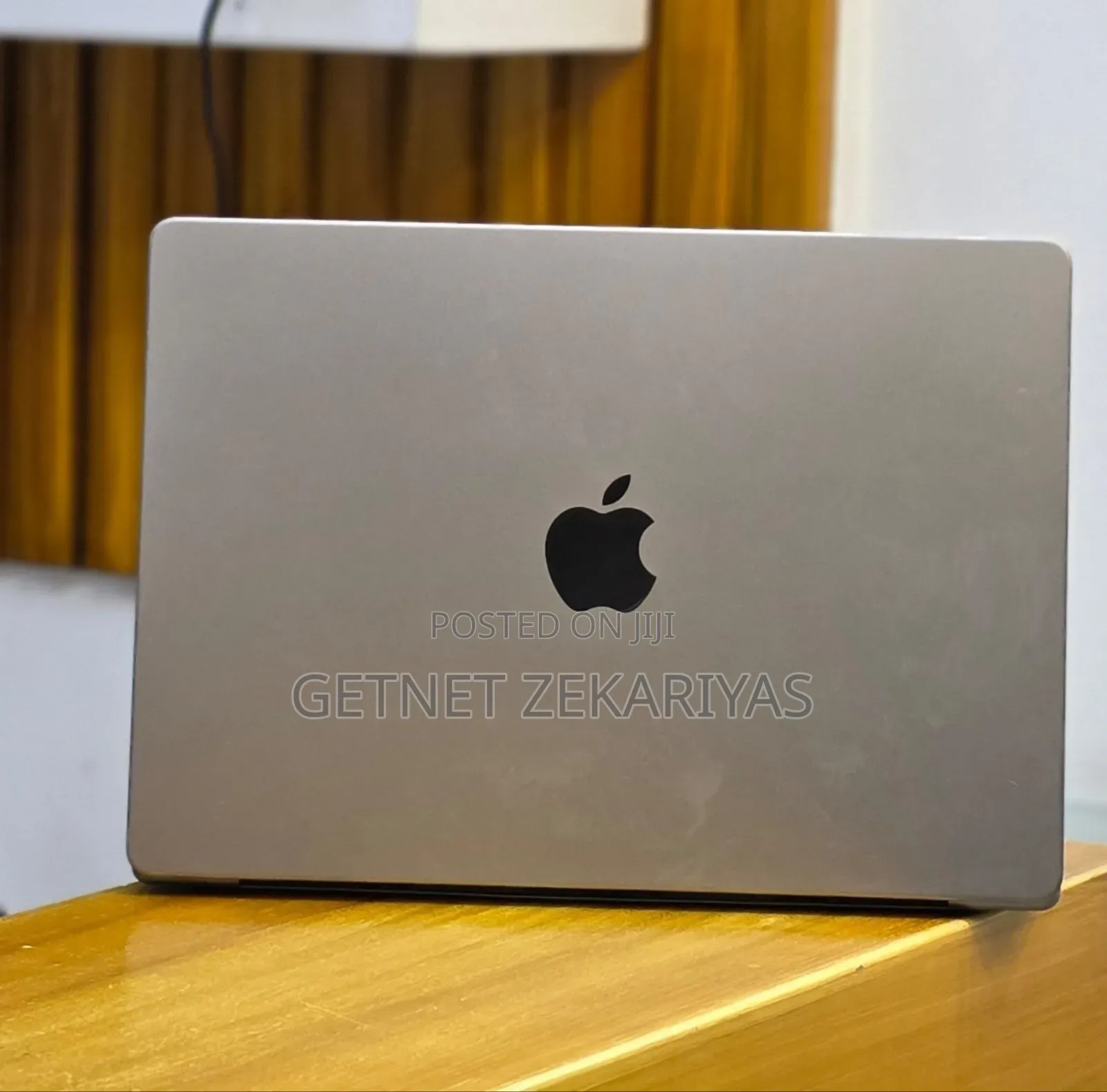 New Laptop Apple MacBook Pro 32GB Apple M1 Pro SSD 512GB