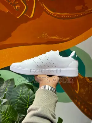 Adidas Traniers Advantage 2.0
