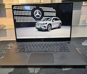 New Laptop Dell Precision 15 3520 16GB Intel Core i7 SSD 512GB