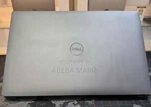 New Laptop Dell Precision 15 3520 16GB Intel Core i7 SSD 512GB