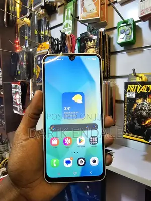 New Samsung Galaxy A16 128 GB Gold