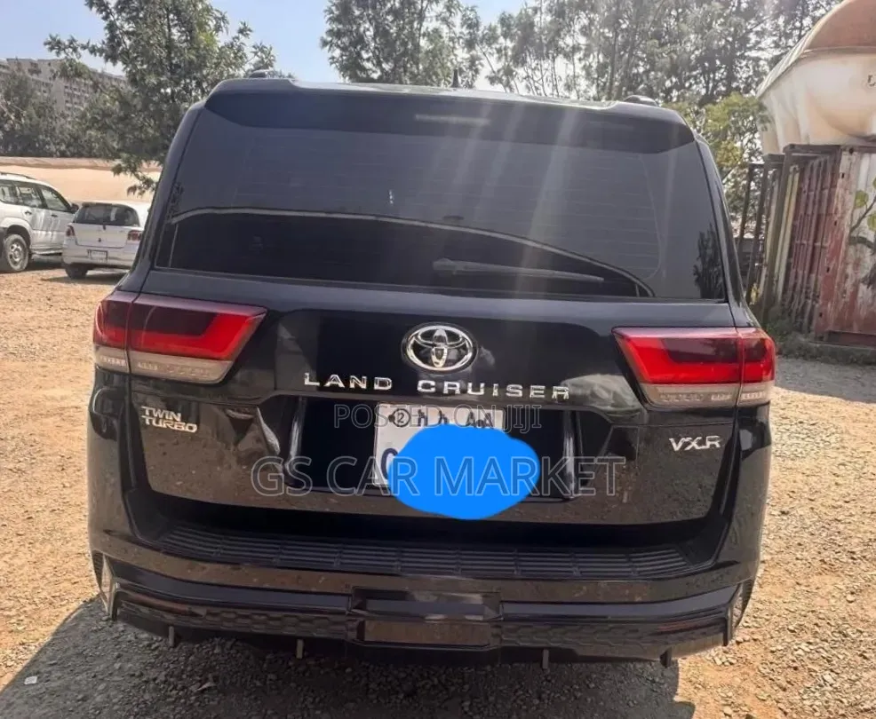 Toyota Land Cruiser 2023 Black